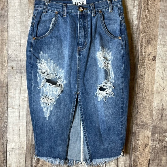 One Teaspoon Cadillac in Pacifica Destroyed Denim Pencil - Picture 1 of 8